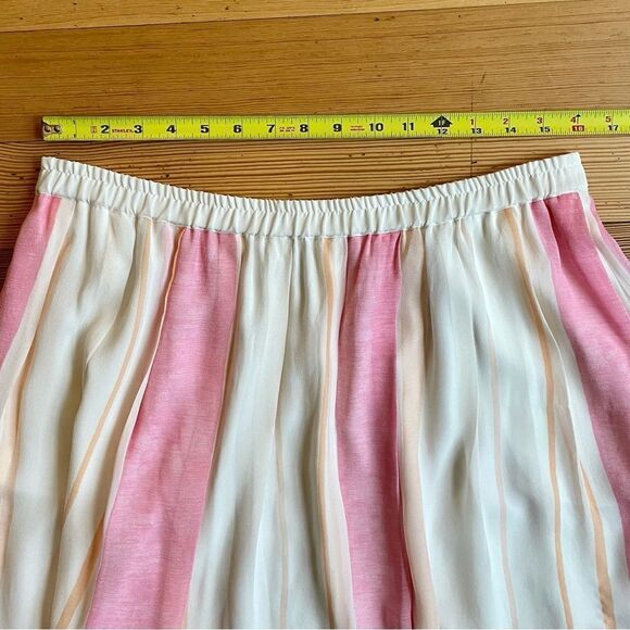 Club Monaco silk stripe mini skirt. Size 12. - Picture 6 of 8